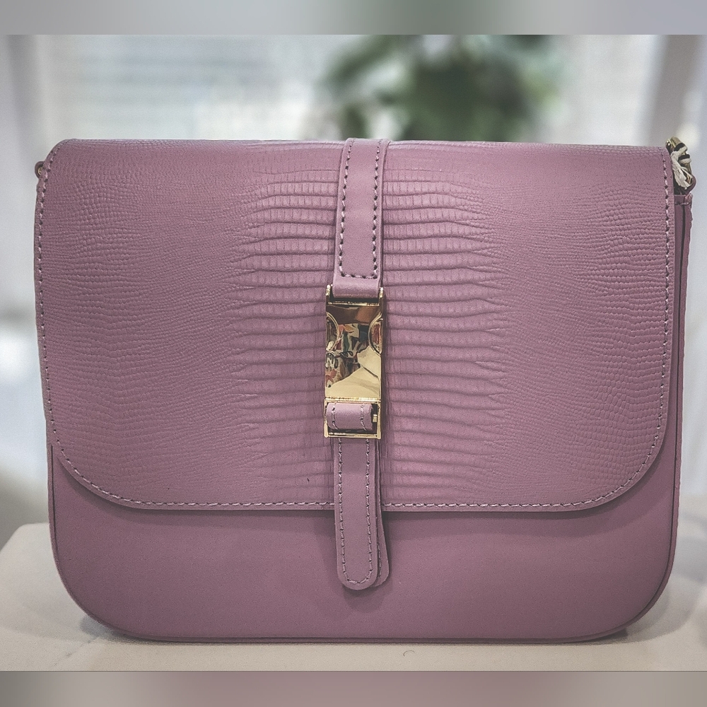 NWT Stella Bianca Italian Leather Crossbody bag